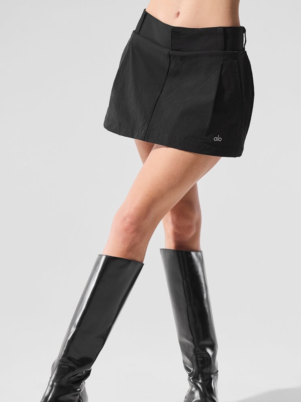 Alo Fan Club Mini Skirt in Black size small ❣️